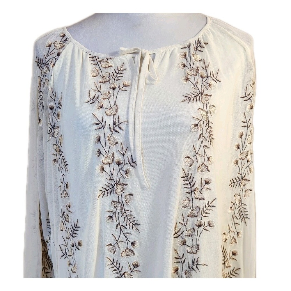 Skye's The Limit Womens Top Size Large Ivory Lined Mesh Shell Boho Emroidered